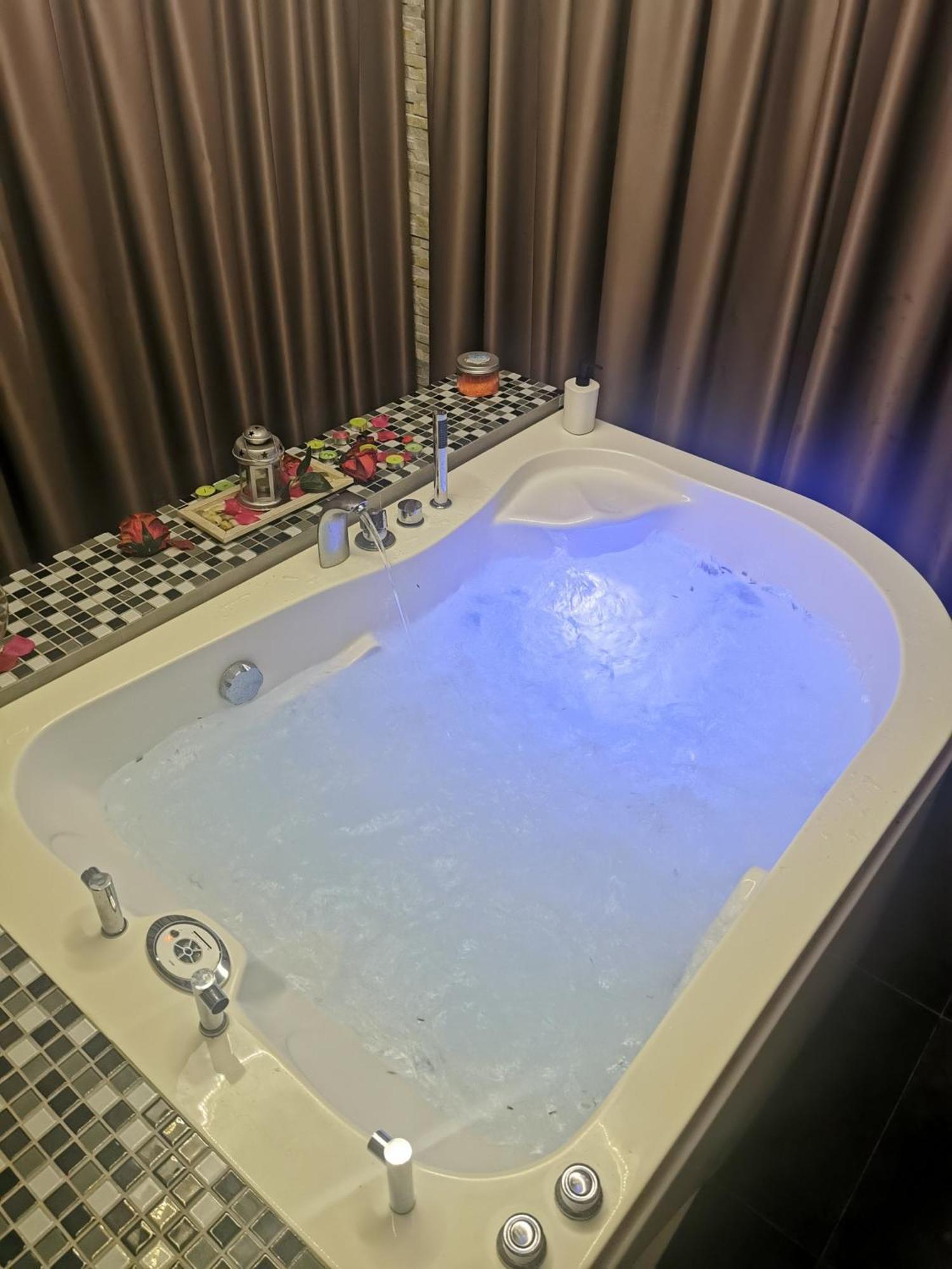 Intima Spa Apartmani Белград Номер фото